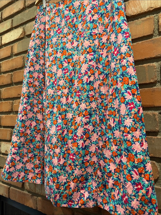 LOFT Dresses & Skirts - Women's Floral A-Line Skirt - linen